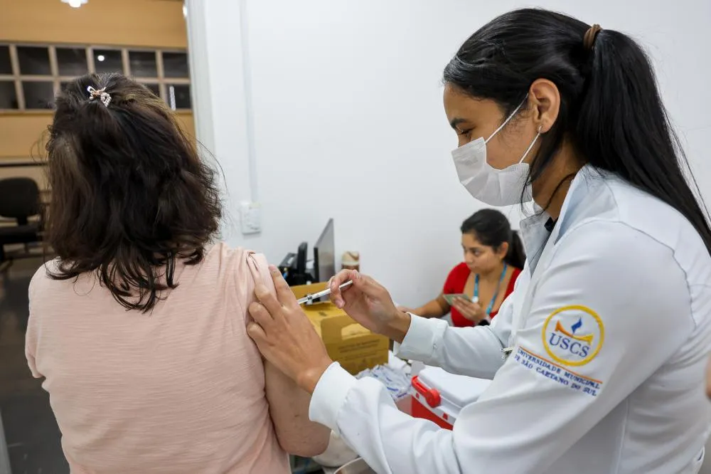São Caetano disponibiliza a vacina pneumo 20 para idosos com 85 anos ou mais